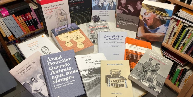 Imatge de llibres de cartes 