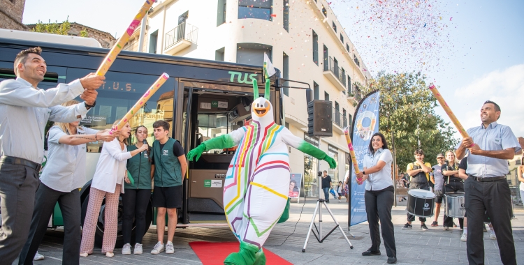 Es presenta en societat la Bussi, la mascota de la TUS | Roger Benet