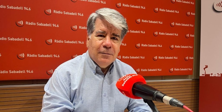 Amadeu Papiol, als estudis de Ràdio Sabadell/ Mireia Sans