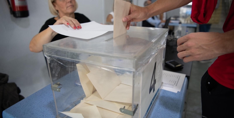 Urnes del Club Natació/ Roger Benet