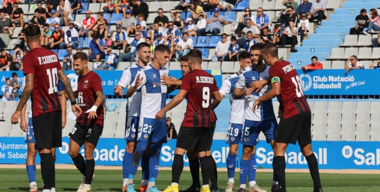 El Sabadell va concedir facilitats a l'Eldense i va encaixar la primera derrota a casa | CES