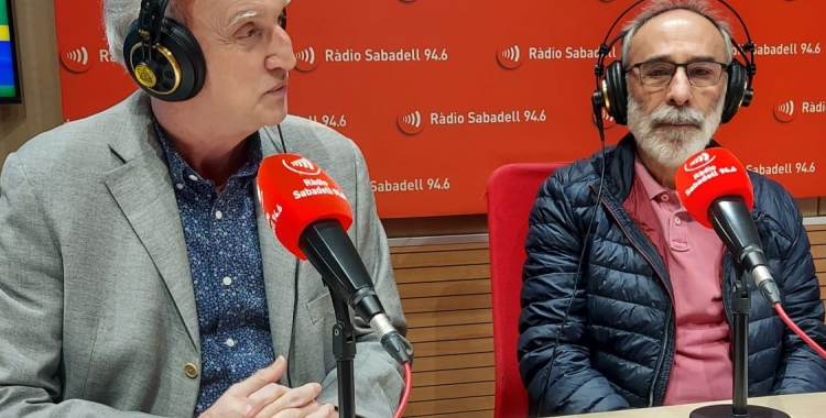 Feliu Monfort (esquerra) i Martí Valls a Ràdio Sabadell | Núria García