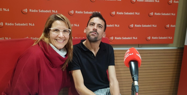 La Raquel i en Cristian a l'estudi 1 