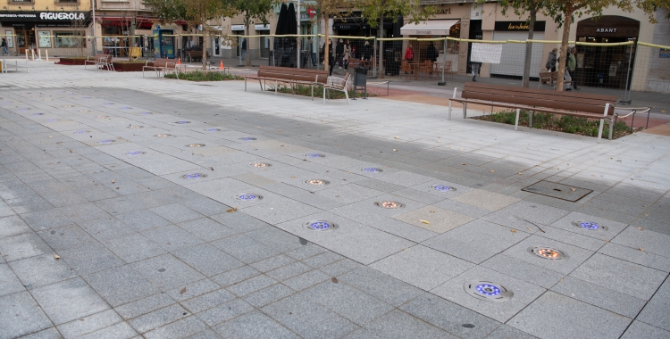 El passeig hores abans d'obrir-se | Roger Benet