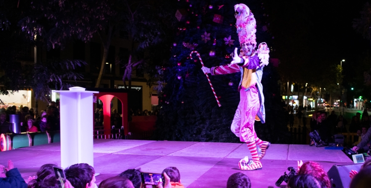 Els llums, la Fira de Santa Llúcia i els pessebres donen el tret de sortida a la festa | Roger Benet