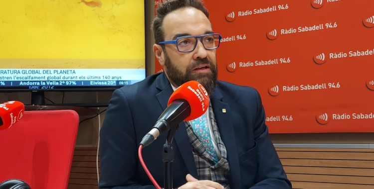 El conseller de Territori, Juli Fernàndez, ha passat avui per Ràdio Sabadell | Núria García