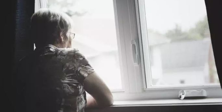 Un informe de Creu Roja diu que 8 de cada 10 membres de l'entitat pateixen soledat no volguda | Cedida