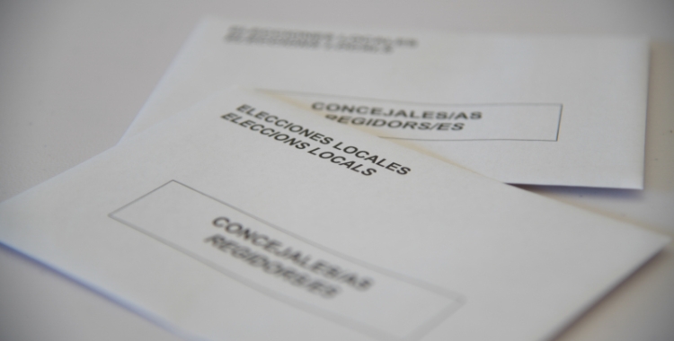 Sobres de les eleccions municipals/ Roger Benet