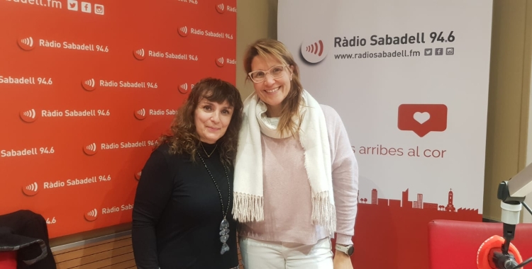 Raquel Benavides i l'Isabel Gallardo a lestudi 1 de Ràdio Sabadell 
