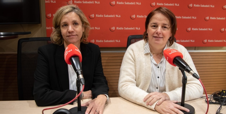 L'advocada Natàlia Santandreu, i Laura Neumann als estudis de Ràdio Sabadell 