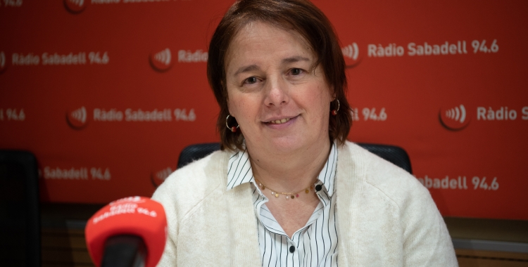 Laura Neumann als estudis de Ràdio Sabadell | Roger Benet
