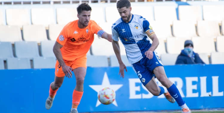 Guillem Molina va dur el braçalet de capità contra l'Alcoyano | Roger Benet