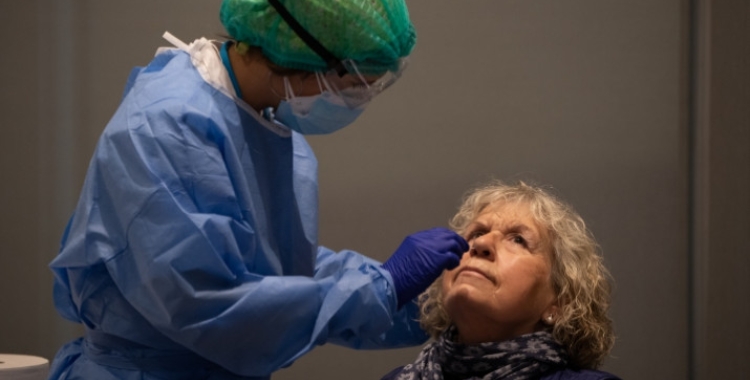 Realització d'una prova PCR/ Roger Benet