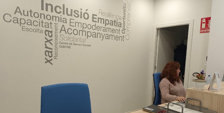 Recepció del nou Centre de Serveis Socials Bàsics/ Karen Madrid