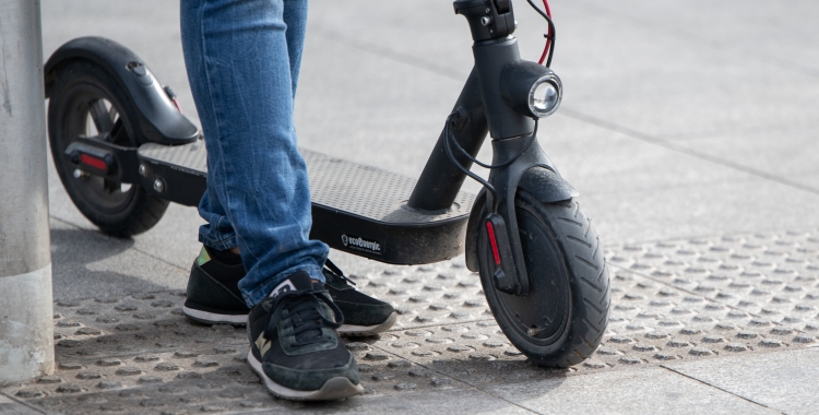 Fa una setmana que els patinets elèctrics estan prohibits al transport públic | 