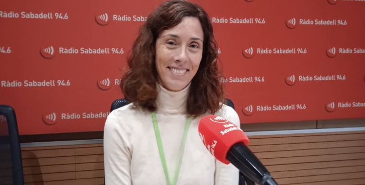 Núria Espluga, als estudis de Ràdio Sabadell