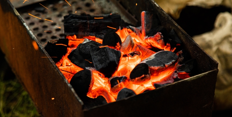 Save the Children ha calculat que a Catalunya hi ha 241.000 infants que viuen amb pobresa energètica | Pexels