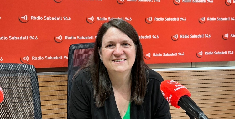 Carme Quiñoa, als estudis de Ràdio Sabadell