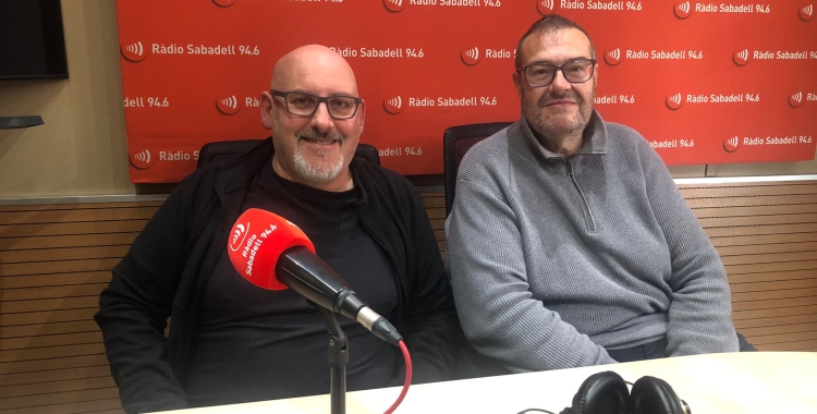 L'Isidor (antropòleg) i en Juan (AVV CAN DEU) a l'estudi 1 de ràdio Sabadell 