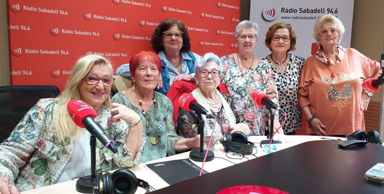 'Poemas al viento', un espai de creació per reivindicar la força de la paraula i de les dones