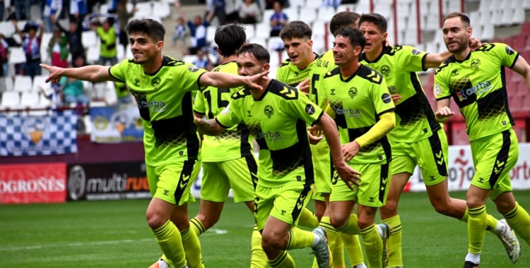 Carrión celebrant el seu gol a Las Gaunas | CES