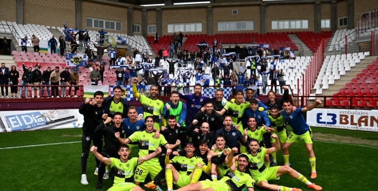 Celebració arlequinada a la gespa | CES