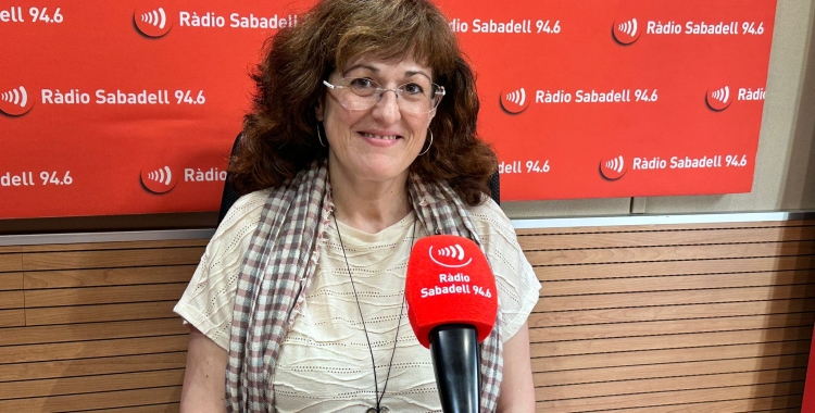 Rosa Maria Serrano, als estudis de Râdio Sabadell