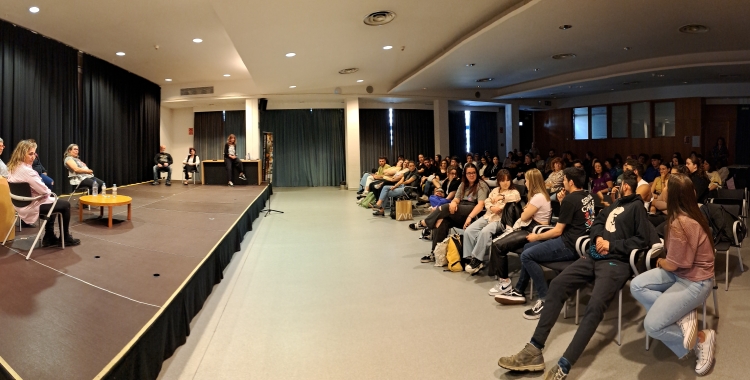 Un altre món és possible: ‘Ocell de foc’, un programa per fomentar el benestar emocional dels joves