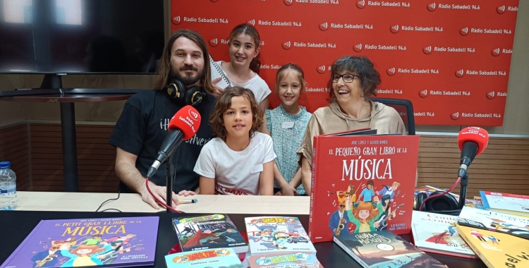 El club de les meravelles: Homenatge a Maurice Sendack, amb tertúlia amb l'escriptor Joseo López, i alumnes de l'escola Sant Nicolau 