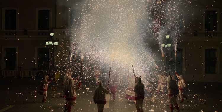 El Ball de Diables de Sabadell a la representació de Sant Feliu, aquesta nit | Júlia Ramon