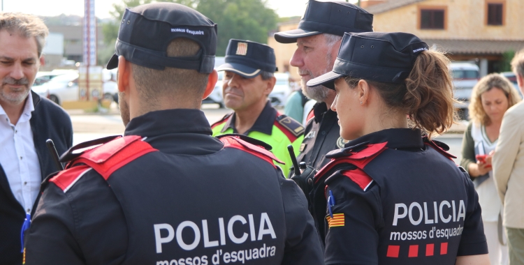 L'Eva i el David, dos dels nous mossos de la regió de Girona avui | ACN