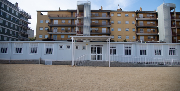 El centre està en barracons des de la seva creació | Roger Benet