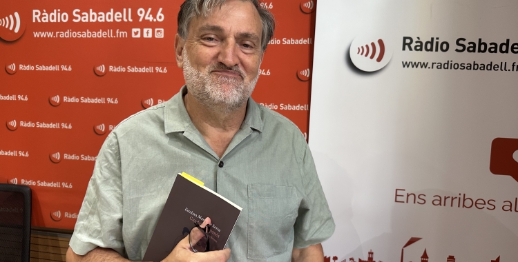 Estebann Martínez , poeta