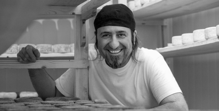 Jordi Lorente titular de la Formatgeria La Frasera 