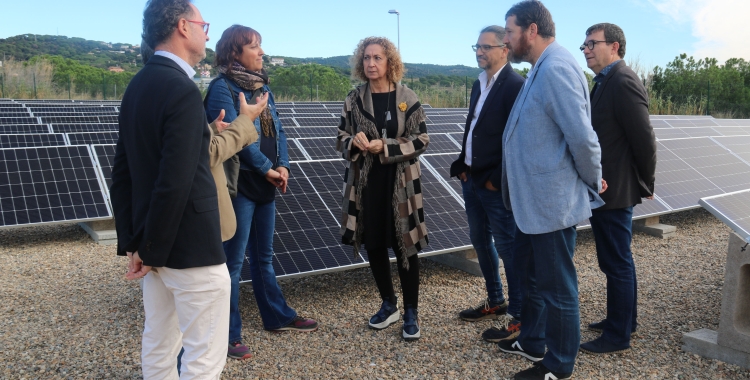 Capella i altres autoritats durant la presentació del pla de plantes fotovoltaiques/ ACN