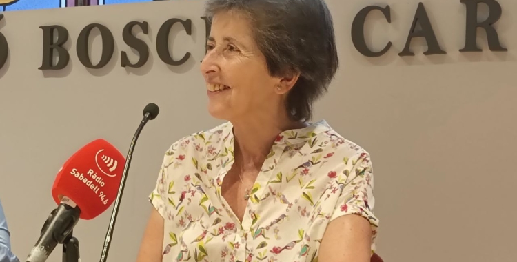 Montse Bacardí, durant la presentació del llibre a la Bosch i Cardellach