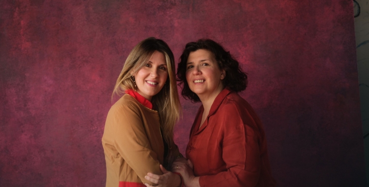 Silly Symphony són Loida Baró (Cantant) i l'Eugènia Arús (Pianista)