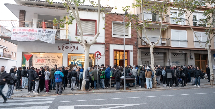 El desnonament s'ha aconseguit aturar aquest dilluns al matí | Roger Benet