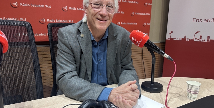  Dr. Joan Sala. Sabadellenc, president de l'Acadèmia de Ciències Mèdiques i de la Salut de Catalunya i de Balears i President del Comitè Organitzador del Congrés