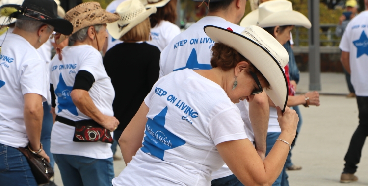 Una de les participants al 'flashmob' d'aquest dissabte | Júlia Ramon