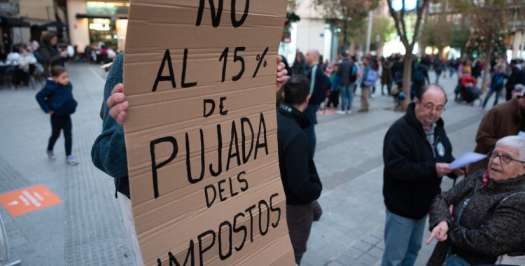 Convocada una manifestació contra la pujada d'impostos municipal | Roger Benet