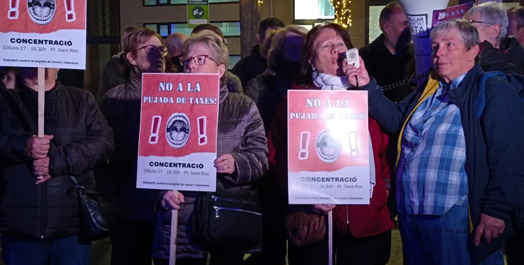 Manifestants contra l'augment dels impostos/ Karen Madrid