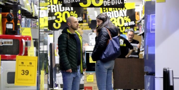 El Black Friday ha accelerat el tret de sortida de la campanya nadalenca | ACN