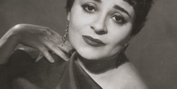 VICTORIA DE LOS ANGELES