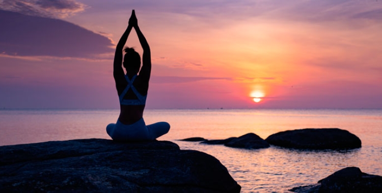 Voleu augmentar el plaer sexual? Pràctica ioga!