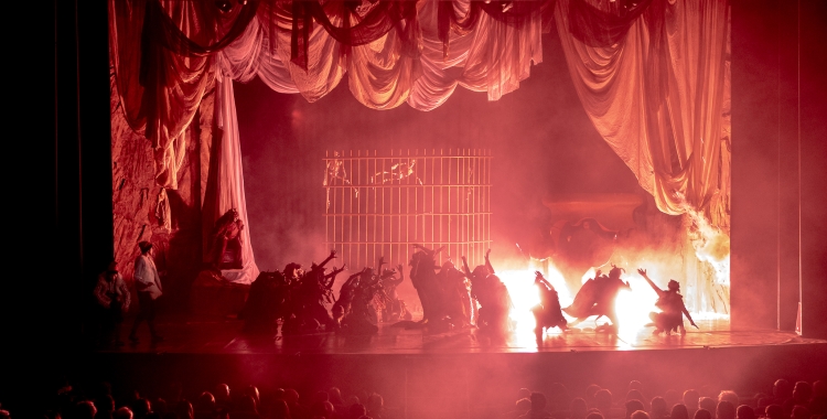 L'escena de l'infern, al Teatre de La Faràndula | Roger Benet