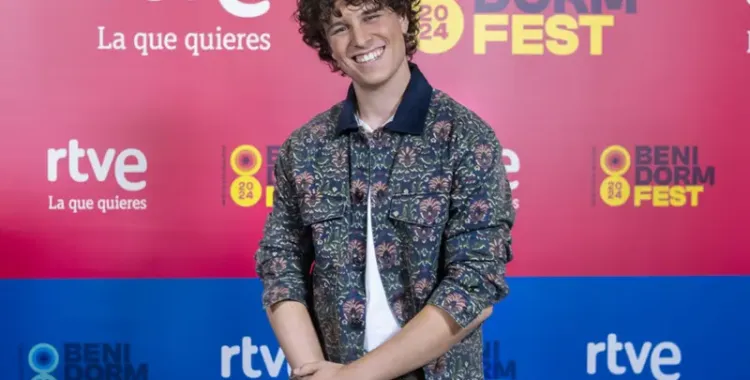 🔊 PÒDCAST #AlMatí |Roger Padrós: "Són tres minuts amb els quals ens ho juguem tot per arribar a la final somiada" 🗣️ Anna Fernández, coordinadora: "L'edatisme és un problema de la gravetat i serietat del racisme"  https://radiosabadell.fm/alacarta/audio/descartados-i-la-uab-sumen-esforcos-promoure-una-vellesa-digne-el-salvador