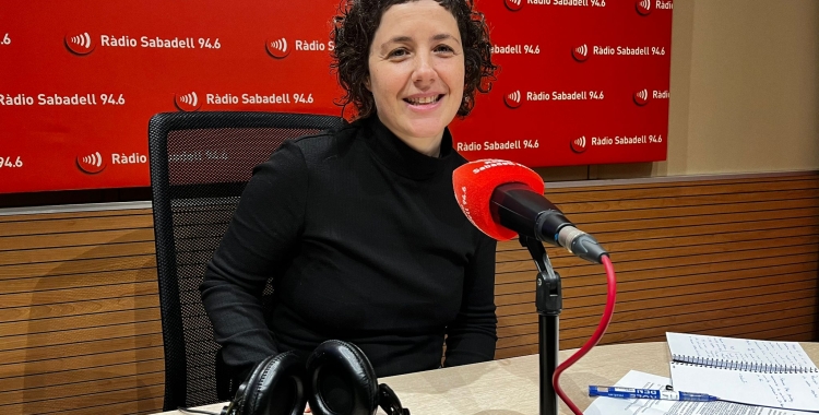 El Departament ha prohibit el mòbil a primària i l'ha restringit a secundària | Mireia Sans