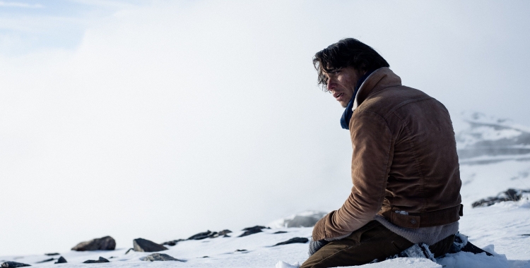 Enzo Vogrincic en 'La sociedad de la nieve'. QUIM VIVES/NETFLIX