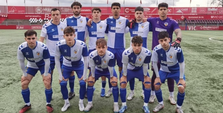 Fotografia de l'onze inicial del Sabadell B en la derrota davant la UE Vic | futbaseces